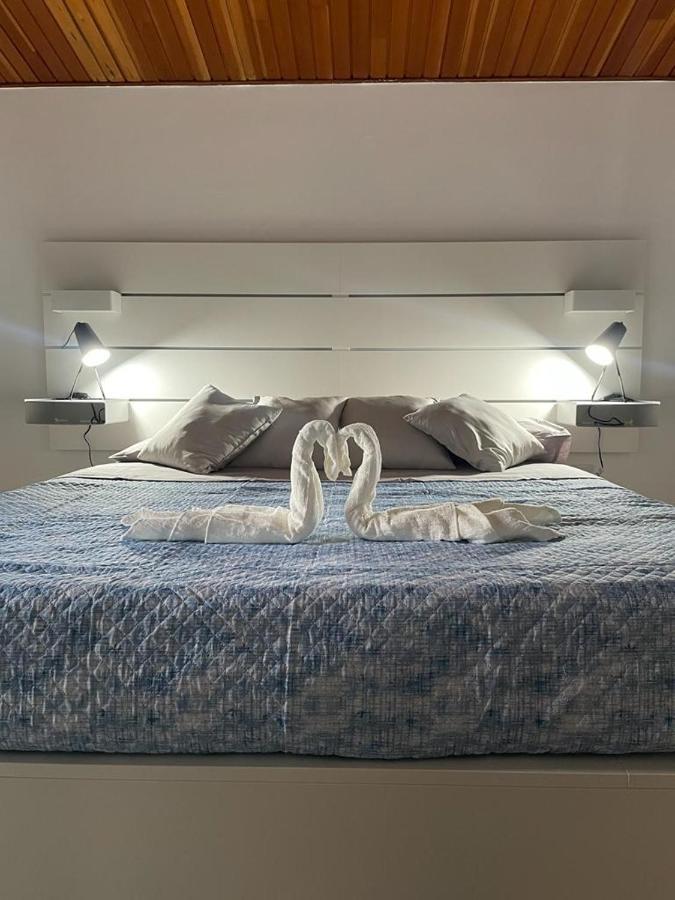 The White Sail - Mondello Apartment With Terrace - Casa Di Vincenzo E Andrea Bagian luar foto