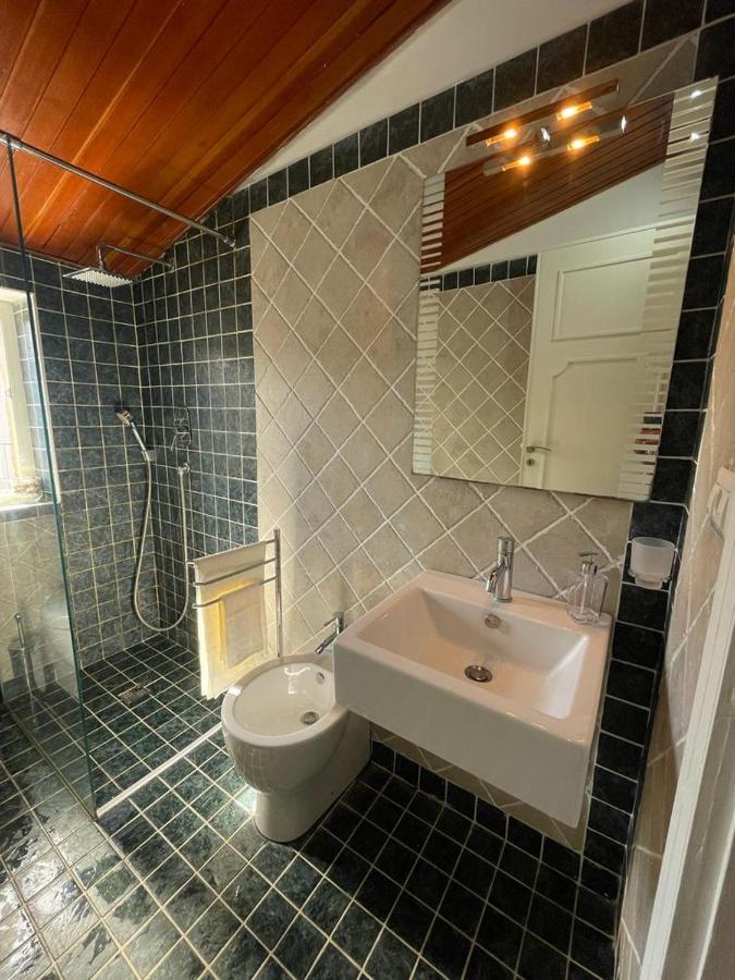 The White Sail - Mondello Apartment With Terrace - Casa Di Vincenzo E Andrea Bagian luar foto