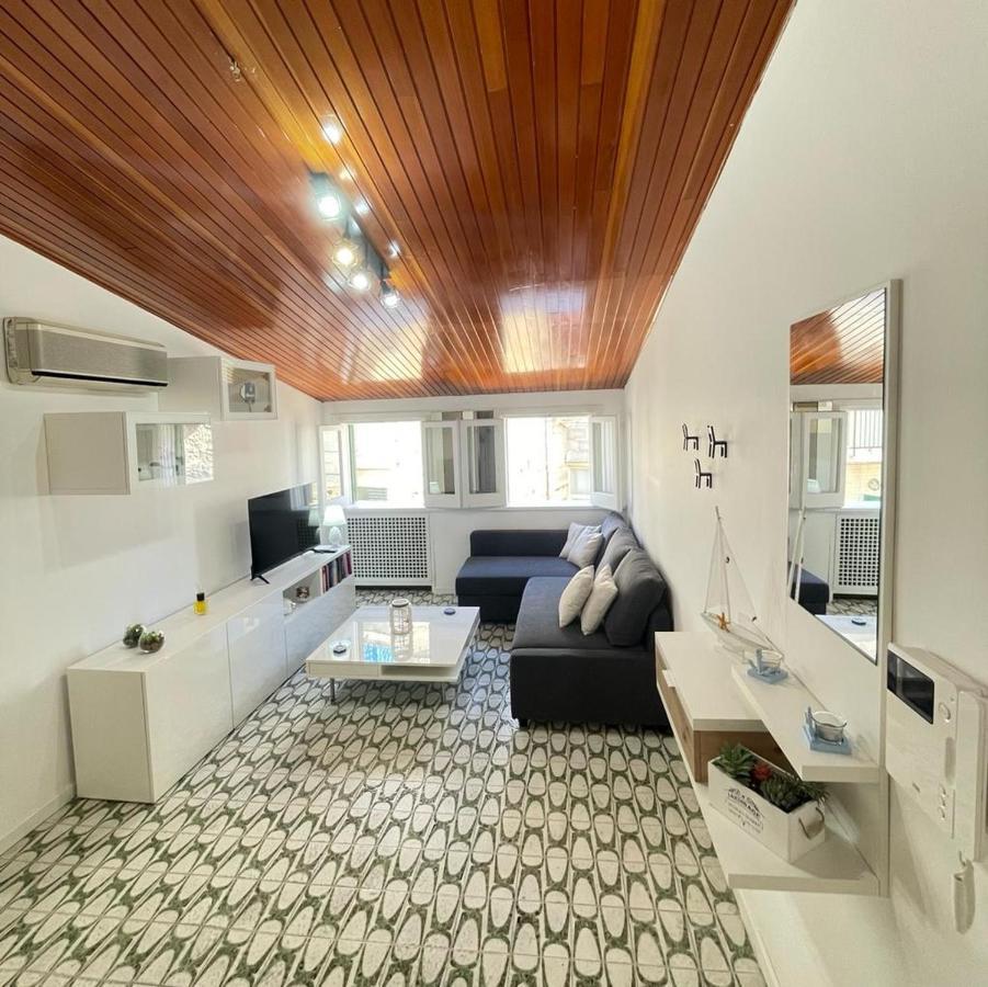 The White Sail - Mondello Apartment With Terrace - Casa Di Vincenzo E Andrea Bagian luar foto